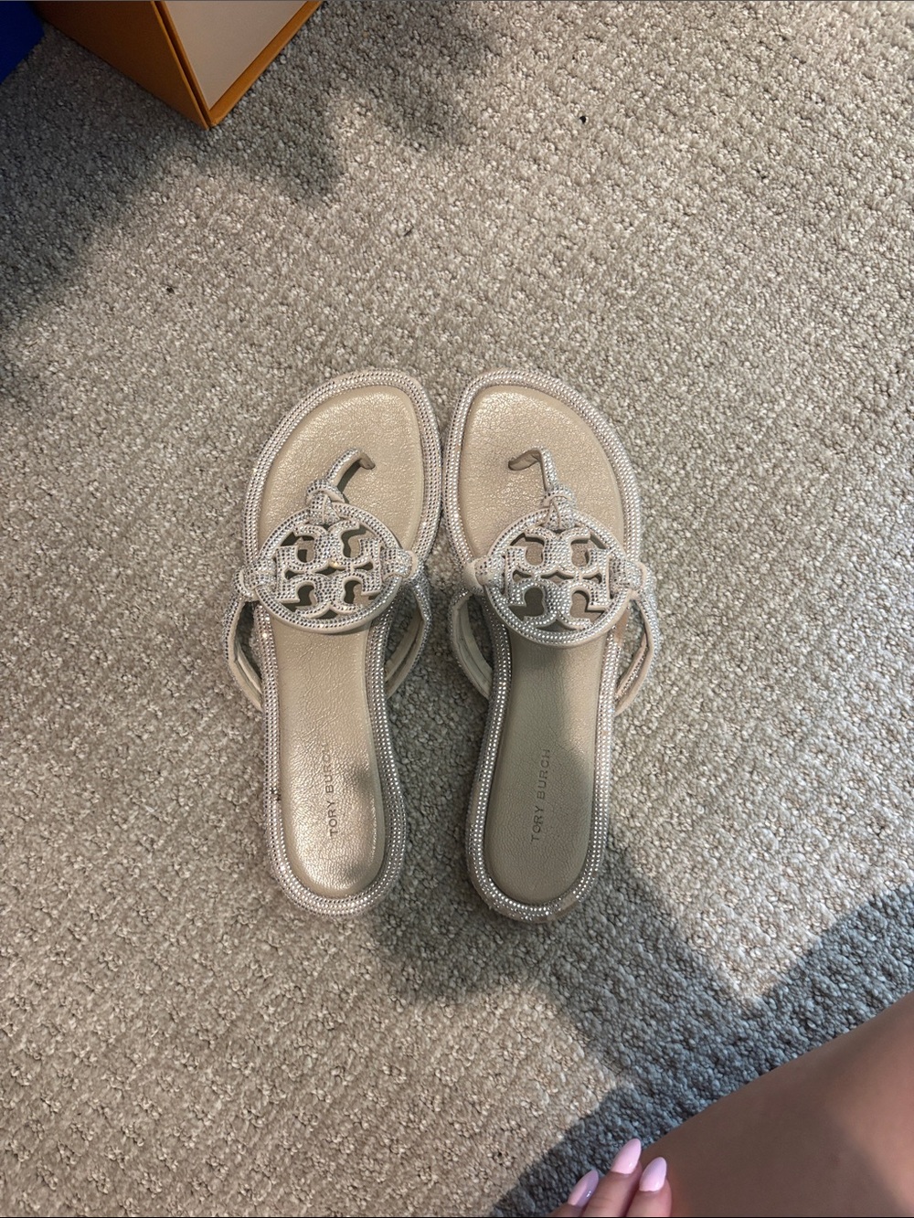 Tory Burch Champagne Metallic Logo Thong Sandals size 8.